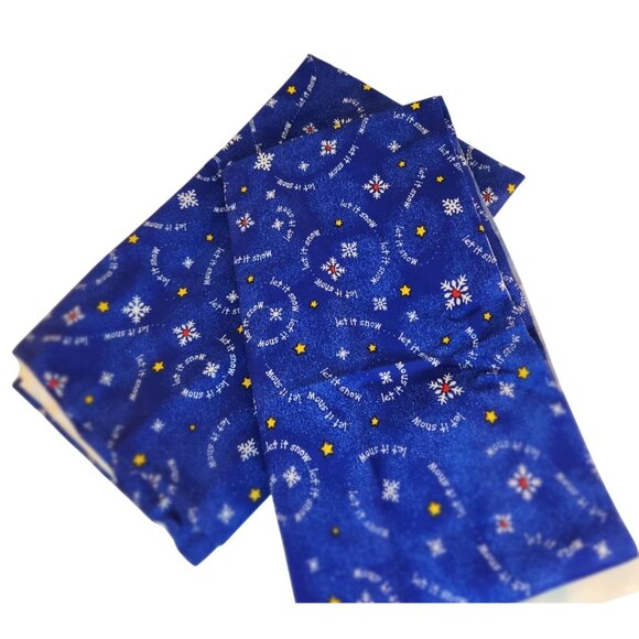 Let It Snow Snowflakes Blue Cotton Quilting Fabric 2/3 & 3/4 Yard Pieces Sewing - Picture 1 of 10